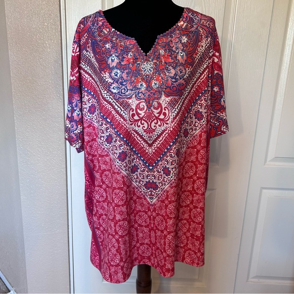 Catherines Tops - Catherines Red‎ White and Blue Chevon Floral Top Blouse Size 2X
